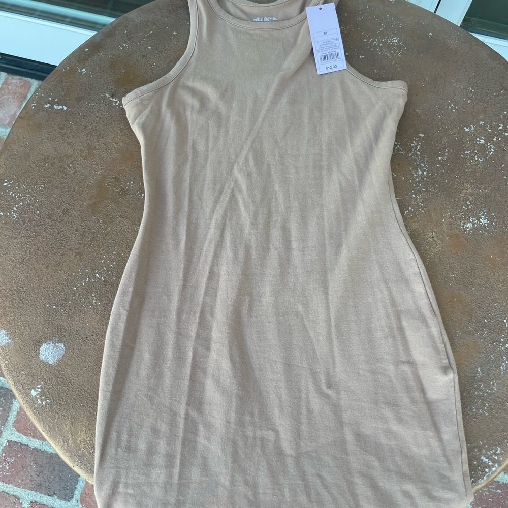 NWT tan bodycon dress sz m - Picture 3 of 5